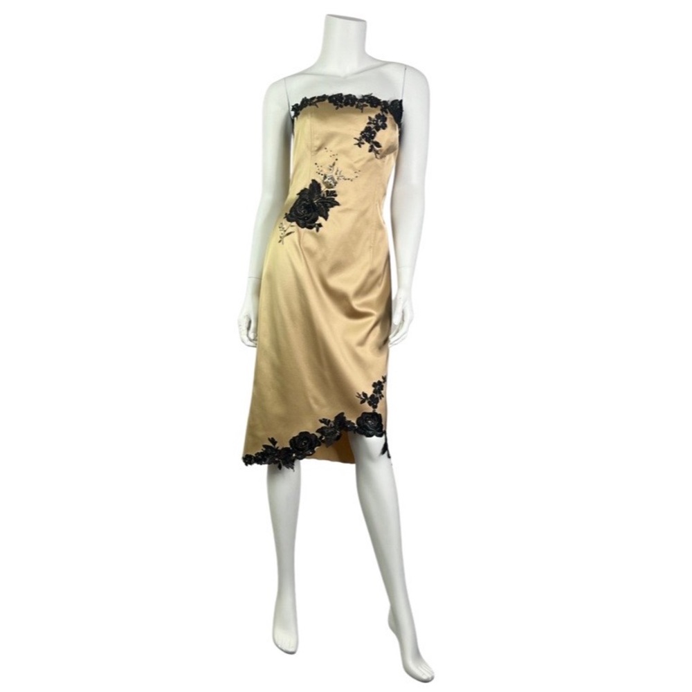 🚨SOLD🚨Papell Boutique strapless dress in size 6